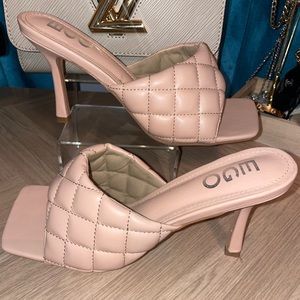 Open toe Mule
